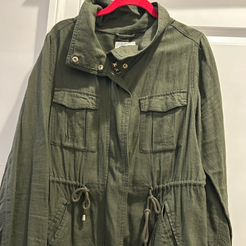 Bundle 2/$20 - Medium cargo jacket army green - Old Navy